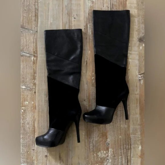 House of Harlow Lainey Boot (size 10) - Picture 4 of 6